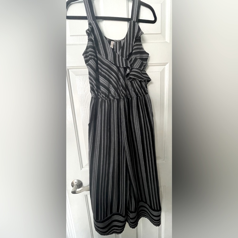 Xhileration Strappy Black & White Pinstripe Wide Leg Jumpsuit Sz S